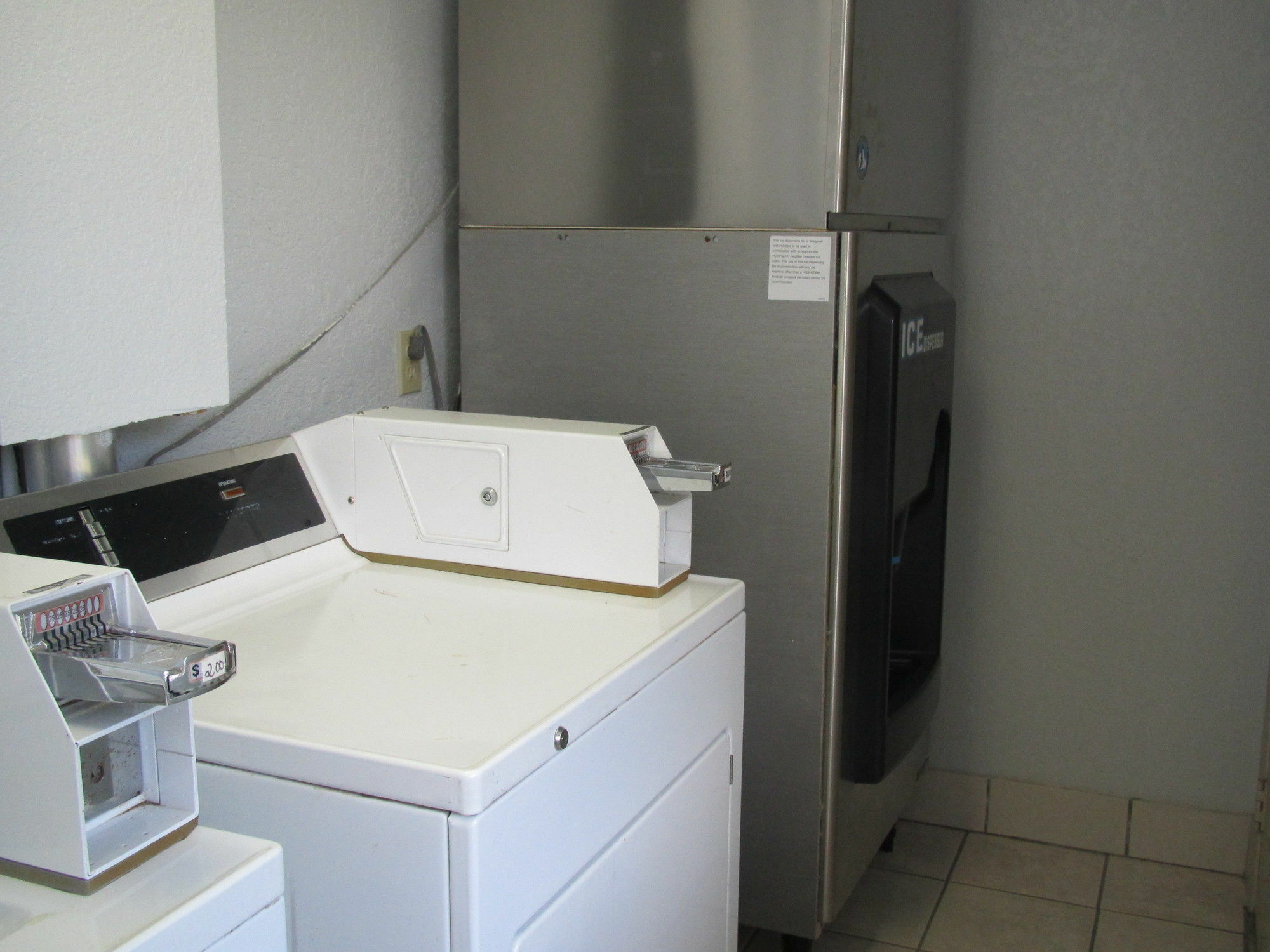 Super 8 By Wyndham Dumas Tx Motel Eksteriør billede